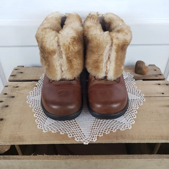 **SOLd*thankyou🌹Dansko Shearling Fur Lace-up Eskimo Mukluk Clog Boots•EU39 8.5 - Picture 13 of 13